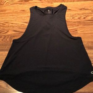 GAP Fit twist-back tank, small